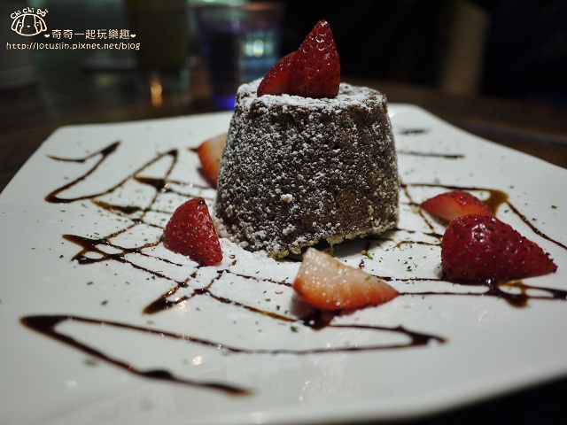 【台北東區.市政府站】鄰居家Next Door松菸店-激推花生醬脆薯 【台北東區.市政府站】鄰居家Next Door松菸店-激推花生醬脆薯