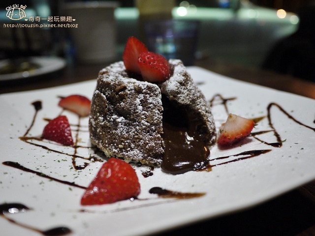 【台北東區.市政府站】鄰居家Next Door松菸店-激推花生醬脆薯 【台北東區.市政府站】鄰居家Next Door松菸店-激推花生醬脆薯