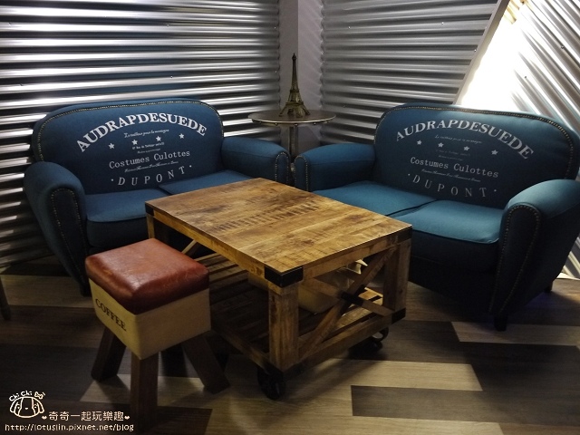 【台北東區.忠孝復興站】Bistro Smith咖啡餐酒館-超優秀蘑菇奶油與碳烤小豬(後火腿肉)義大利麵 【台北東區.忠孝復興站】Bistro Smith咖啡餐酒館-超優秀蘑菇奶油與碳烤小豬(後火腿肉)義大利麵