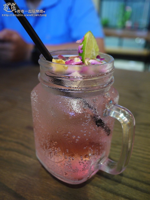 【台北中山.中山站】tame moose-用地瓜起司焙鍋鬆餅來眷養你的胃吧! 【台北中山.中山站】tame moose-用地瓜起司焙鍋鬆餅來眷養你的胃吧!