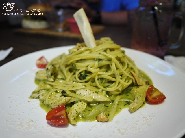 【台北中山.中山站】tame moose-用地瓜起司焙鍋鬆餅來眷養你的胃吧! 【台北中山.中山站】tame moose-用地瓜起司焙鍋鬆餅來眷養你的胃吧!