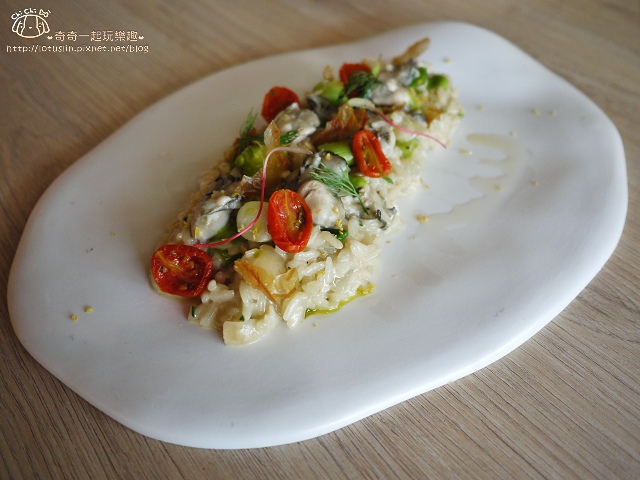 【台北.忠孝新生站】綠房餐廳Green House 忠孝新生美食-伊比利豬x披薩x燉飯 【台北.忠孝新生站】綠房餐廳Green House 忠孝新生美食-伊比利豬x披薩x燉飯