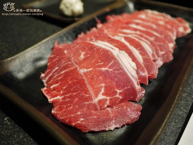 【台北東區.忠孝敦化站/忠孝復興站】珍湯港式火鍋-道地香港味 東區宵夜推薦 【台北東區.忠孝敦化站/忠孝復興站】珍湯港式火鍋-道地香港味 東區宵夜推薦