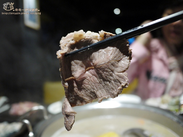 【台北東區.忠孝敦化站/忠孝復興站】珍湯港式火鍋-道地香港味 東區宵夜推薦 【台北東區.忠孝敦化站/忠孝復興站】珍湯港式火鍋-道地香港味 東區宵夜推薦