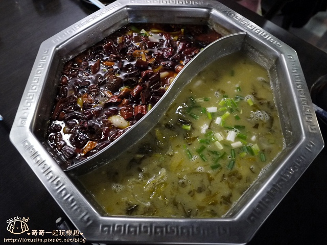【台北中山.松江南京站】中國瘋實料火鍋-四川重慶鴛鴦鍋水煮魚x酸菜魚 【台北中山.松江南京站】中國瘋實料火鍋-四川重慶鴛鴦鍋水煮魚x酸菜魚