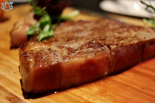 【台北東區.忠孝復興站】Elfin Restaurant & Lounge時尚餐酒x魔術表演 【台北東區.忠孝復興站】Elfin Restaurant & Lounge時尚餐酒x魔術表演