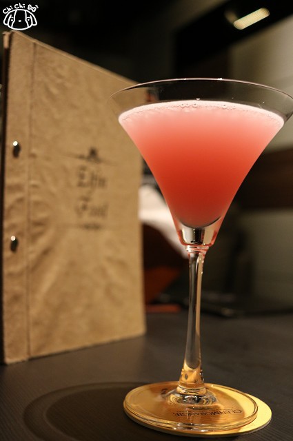 【台北東區.忠孝復興站】Elfin Restaurant & Lounge時尚餐酒x魔術表演 【台北東區.忠孝復興站】Elfin Restaurant & Lounge時尚餐酒x魔術表演