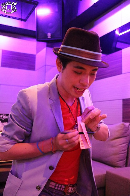 【台北東區.忠孝復興站】Elfin Restaurant & Lounge時尚餐酒x魔術表演 【台北東區.忠孝復興站】Elfin Restaurant & Lounge時尚餐酒x魔術表演