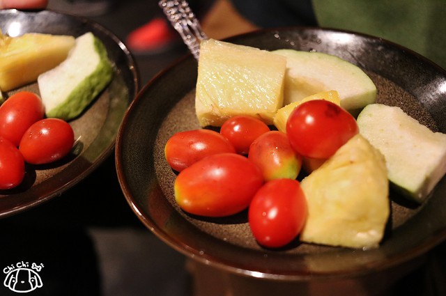 【台北東區.101世貿站】海底撈 ATT4FUN 台灣一號店-麻辣火鍋(鴛鴦鍋) 【台北東區.101世貿站】海底撈 ATT4FUN 台灣一號店-麻辣火鍋(鴛鴦鍋)