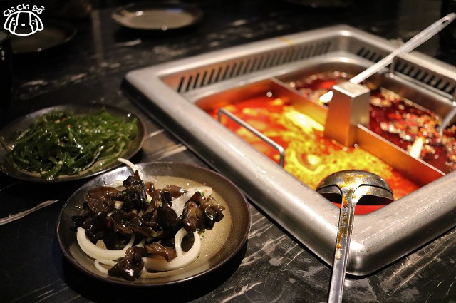 【台北東區.101世貿站】海底撈 ATT4FUN 台灣一號店-麻辣火鍋(鴛鴦鍋) 【台北東區.101世貿站】海底撈 ATT4FUN 台灣一號店-麻辣火鍋(鴛鴦鍋)