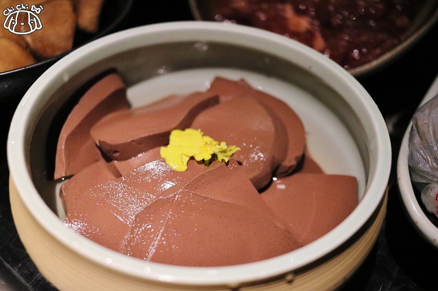 【台北東區.101世貿站】海底撈 ATT4FUN 台灣一號店-麻辣火鍋(鴛鴦鍋) 【台北東區.101世貿站】海底撈 ATT4FUN 台灣一號店-麻辣火鍋(鴛鴦鍋)