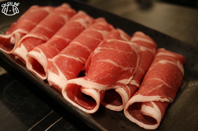 【台北東區.101世貿站】海底撈 ATT4FUN 台灣一號店-麻辣火鍋(鴛鴦鍋) 【台北東區.101世貿站】海底撈 ATT4FUN 台灣一號店-麻辣火鍋(鴛鴦鍋)