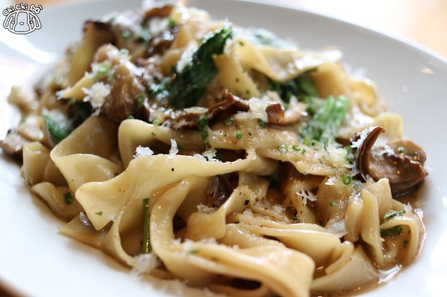 【台北內湖.港墘站】雷蒙小酒館 Taverna Del Ray(陽光村二號店)-內科餐 【台北內湖.港墘站】雷蒙小酒館 Taverna Del Ray(陽光村二號店)-內科餐