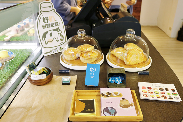 IMG_0551.jpg IMG_0551.jpg