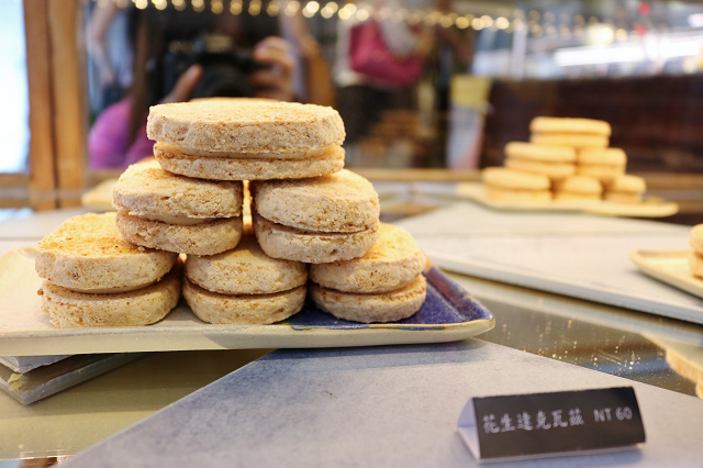 IMG_0557.jpg IMG_0557.jpg