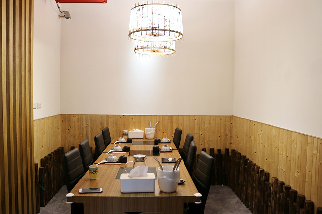 【台北美食】婧 Shabu .婧火鍋(建國店)-『松江南京站』聚寶盆蝦子吃到痛風阿~ 【台北美食】婧 Shabu .婧火鍋(建國店)-『松江南京站』聚寶盆蝦子吃到痛風阿~