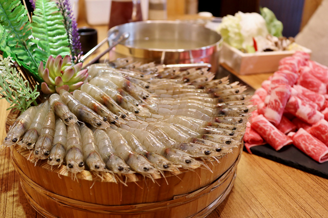 【台北美食】婧 Shabu .婧火鍋(建國店)-『松江南京站』聚寶盆蝦子吃到痛風阿~ 【台北美食】婧 Shabu .婧火鍋(建國店)-『松江南京站』聚寶盆蝦子吃到痛風阿~