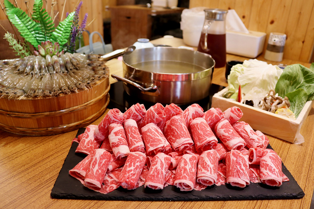 【台北美食】婧 Shabu .婧火鍋(建國店)-『松江南京站』聚寶盆蝦子吃到痛風阿~ 【台北美食】婧 Shabu .婧火鍋(建國店)-『松江南京站』聚寶盆蝦子吃到痛風阿~