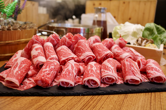 【台北美食】婧 Shabu .婧火鍋(建國店)-『松江南京站』聚寶盆蝦子吃到痛風阿~ 【台北美食】婧 Shabu .婧火鍋(建國店)-『松江南京站』聚寶盆蝦子吃到痛風阿~