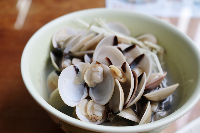 桃園|中壢 好滋味麵館 必吃招牌海鮮麵.聚寶盆蛤蜊多到嚇人 桃園|中壢 好滋味麵館 必吃招牌海鮮麵.聚寶盆蛤蜊多到嚇人