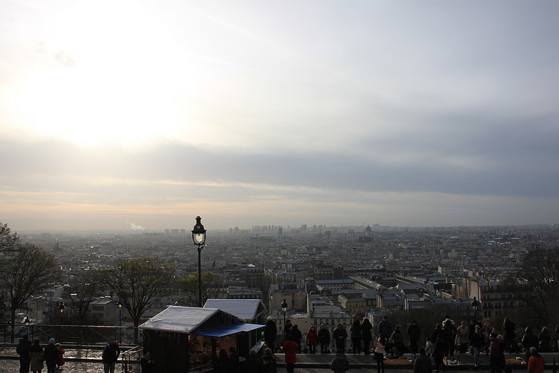 巴黎蒙馬特高地～聖心堂-17度C用中文遊巴黎。 (183)