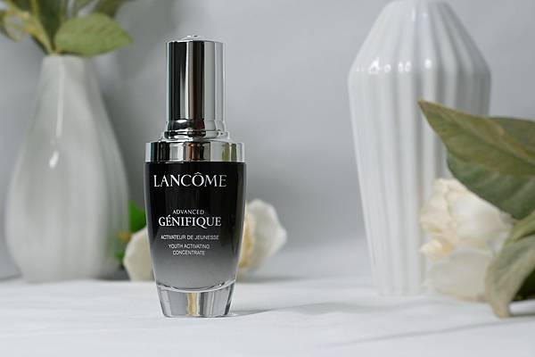 蘭蔻小黑瓶,小黑瓶用法,小黑瓶評價,2021精華液推薦,LANCOME蘭蔻,超未來肌因賦活露