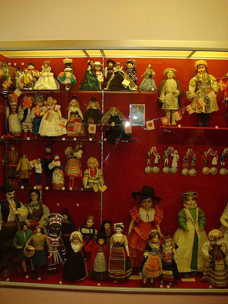 成人兒童博物館