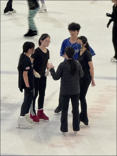 25-0013.jpg 25-0013.jpg