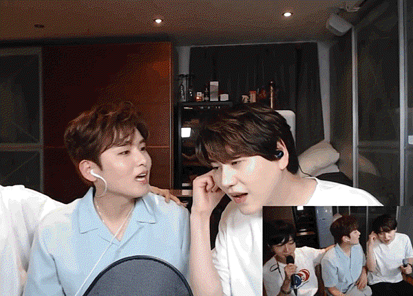 200612圭TV8耳語.gif