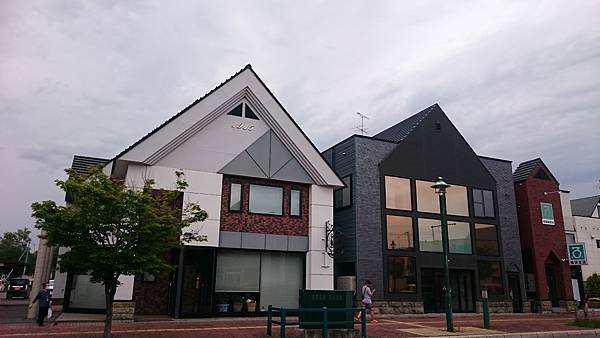 DSC_0136_3.JPG DSC_0136_3.JPG