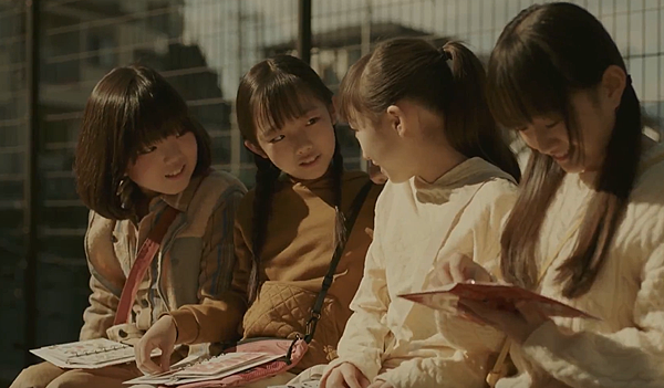 4人換貼紙.png 4人換貼紙.png