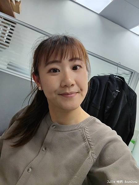 【開箱】爸爸最滿意的禮物SHARP AQUOS sense9 【開箱】爸爸最滿意的禮物SHARP AQUOS sense9