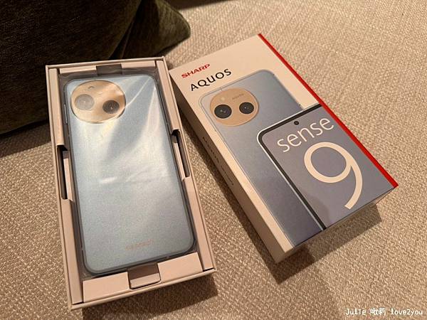 【開箱】爸爸最滿意的禮物SHARP AQUOS sense9 【開箱】爸爸最滿意的禮物SHARP AQUOS sense9