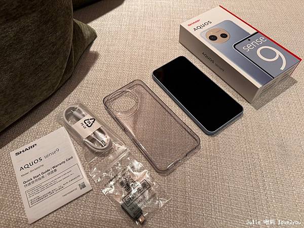 【開箱】爸爸最滿意的禮物SHARP AQUOS sense9 【開箱】爸爸最滿意的禮物SHARP AQUOS sense9