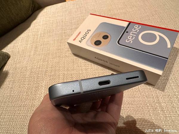 【開箱】爸爸最滿意的禮物SHARP AQUOS sense9 【開箱】爸爸最滿意的禮物SHARP AQUOS sense9