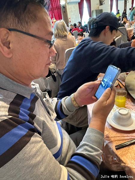 【開箱】爸爸最滿意的禮物SHARP AQUOS sense9 【開箱】爸爸最滿意的禮物SHARP AQUOS sense9