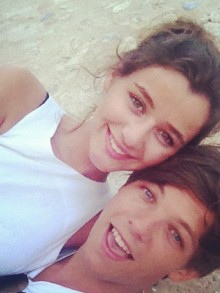 Eleanor-Calder-and-Louis-Tomlinson.jpg