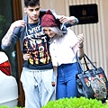 Zayn-Malik-Shields-Girlfriend-Perrie-Edwards.jpg