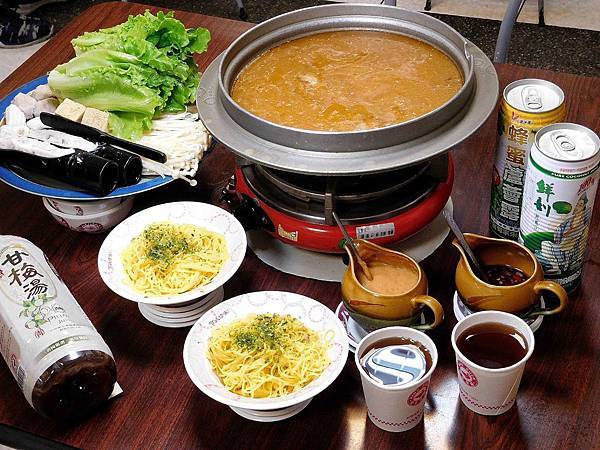 【新店薑母鴨】帝王食補,新店火鍋控不能錯過的美味,超甜的湯頭真材實料~冬令進補養生鍋物來啦!!