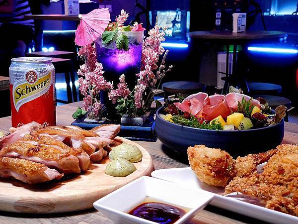 VR餐酒館 BOX Taipei :東區市民大道餐酒館,全台首創,價位環境美食大公開