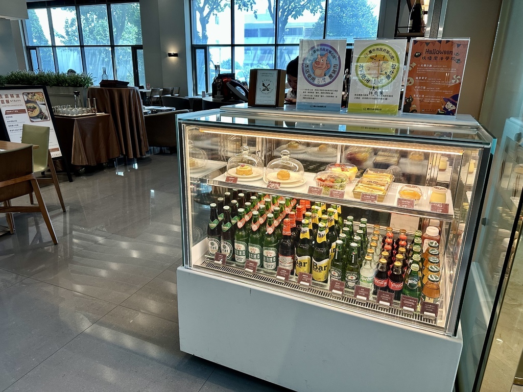 《 台中親子飯店 》台中港酒店｜我把遊戲室搬到房間啦！！｜童