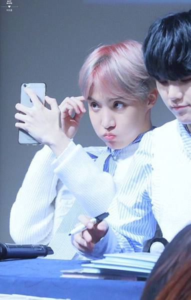 d597f03bcb5026bd9173b83608d11a2e--bts-cute-jhope-jung-hoseok-cute.jpg d597f03bcb5026bd9173b83608d11a2e--bts-cute-jhope-jung-hoseok-cute.jpg