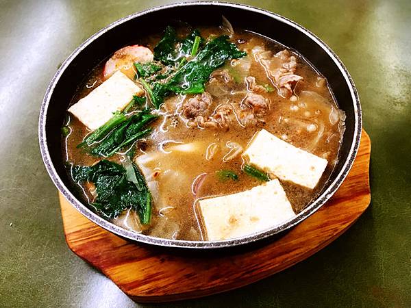 [食記] 台北中和 林記麵疙瘩 炒麵魯肉飯藥膳湯