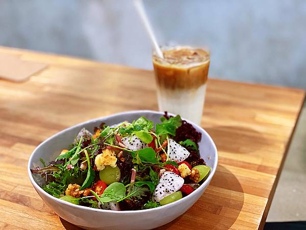 [食記] 台中 DORE多爾法式烘焙 麵包控必來咖啡館