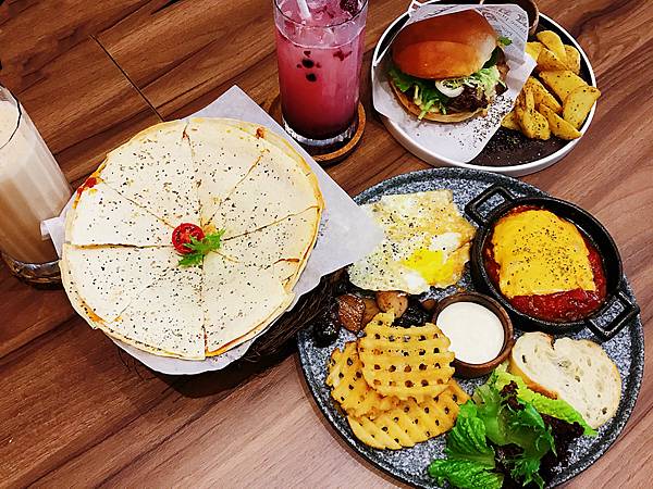 [食記] 台中 CUPOTI 咖波提 早午餐 甜點下午茶