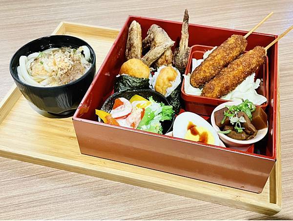 [食記] 台北中山 世界的山將 夢幻雞翅名古屋料理