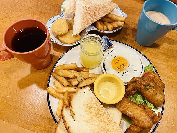 [食記] 花蓮 幸福日光 鄉村風溫馨好吃早午餐