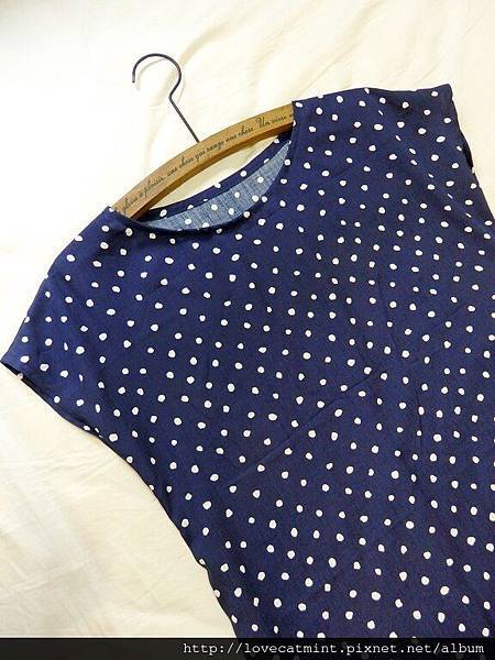 扭扭水玉長版上衣 扭扭水玉長版上衣