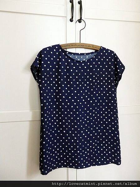 扭扭水玉長版上衣 扭扭水玉長版上衣