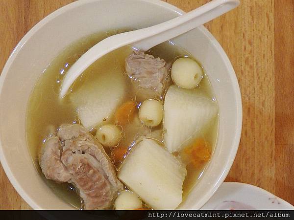 山藥蓮子小排湯 山藥蓮子小排湯